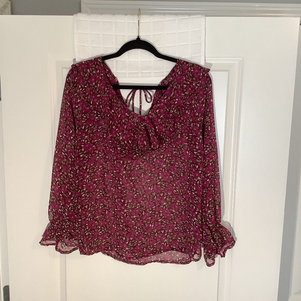Dip Eco- Friendly Ladies Ruffle V- Neck Pullover Sheer Top Purple/ Tan Size XS